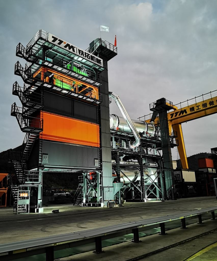 bauma CHINA 2020前夕，鐵拓機械泉州設備展區(qū)喜迎首批嘉賓蒞臨